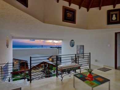 Barbados Home 942615