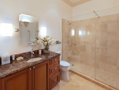 Barbados Condo 942619