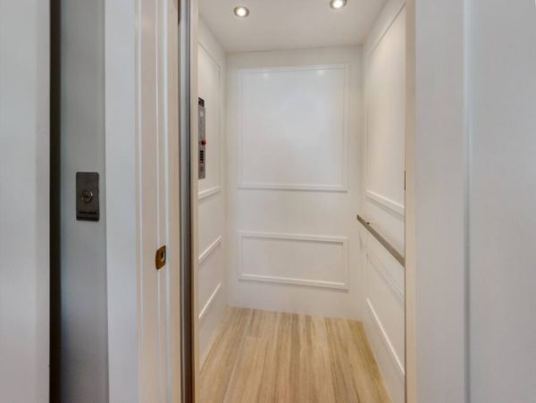 Luxe Rental Located between City Pier and Rod N Reel Pier