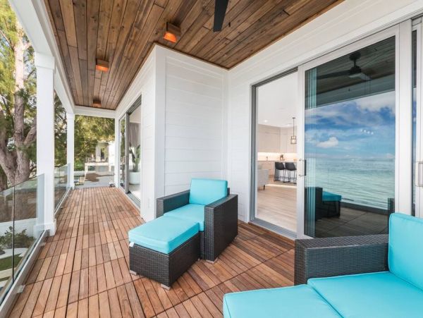 Luxe Rental Located between City Pier and Rod N Reel Pier