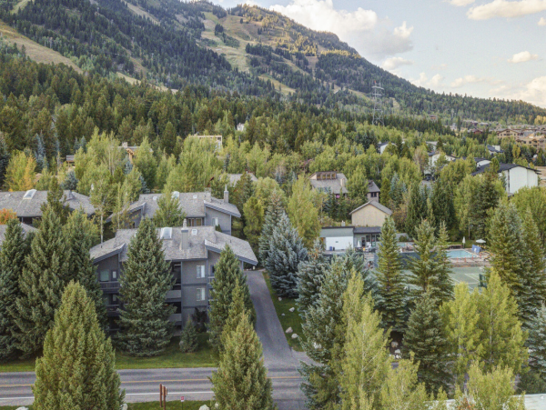 Teton Village Vacation Home Plus Loft Sleeps 8 Guests