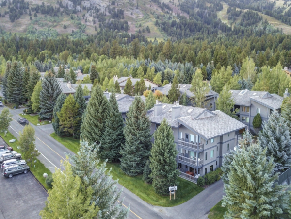 Teton Village Vacation Home Plus Loft Sleeps 8 Guests