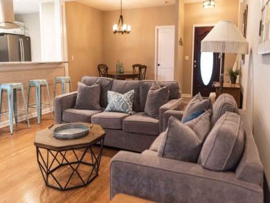 Spacious Destin Vacation Cottages Sleeps 50 Guests