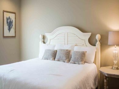 Spacious Destin Vacation Cottages Sleeps 50 Guests