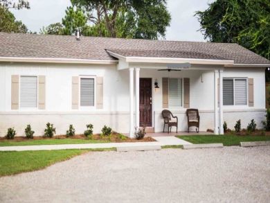 Spacious Destin Vacation Cottages Sleeps 50 Guests