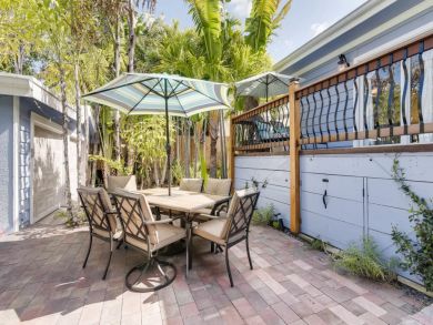 West Palm Beach Vacation Home Sleeps 10 Guests