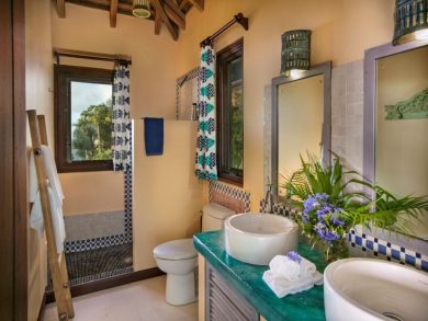 British Virgin Islands Home 942681