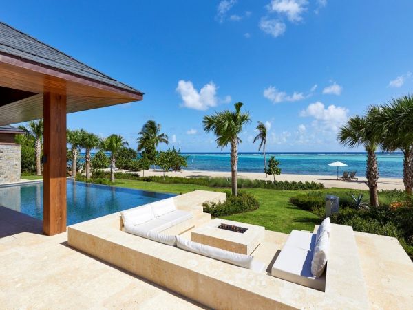 Gorgeous Vacation Rental Located on Beach with Ocean Views