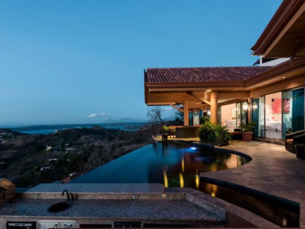 Costa Rica Luxury Vacation Rental Pool Home Sleeps 10