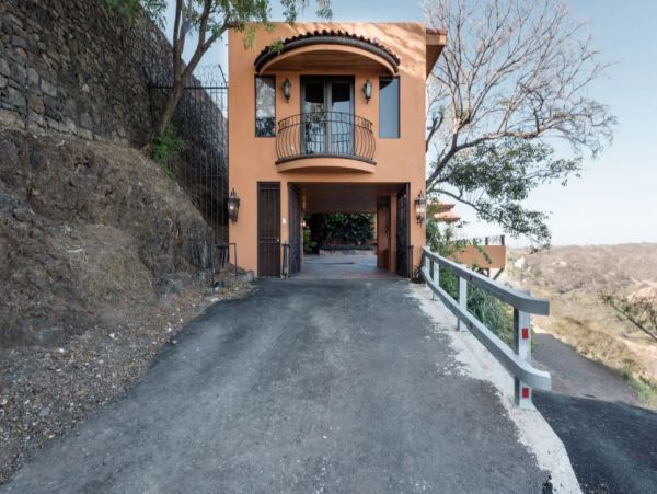 Costa Rica Luxury Vacation Rental Pool Home Sleeps 10