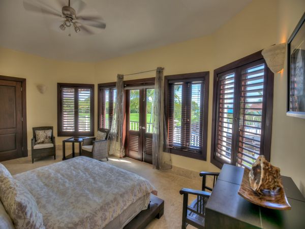 Punta Cana Luxury Vacation Villa Sleeps 8 Guests