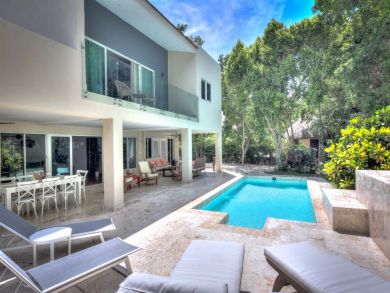 Dominican Republic Home 942770