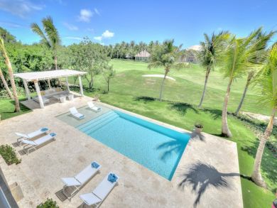 Resort located near Playa Blanco