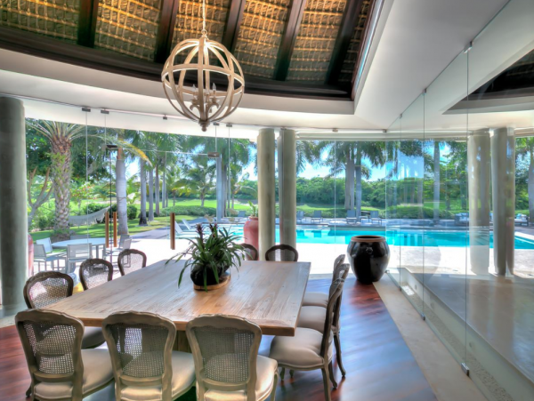Private 6 Bedroom Cottage Villa