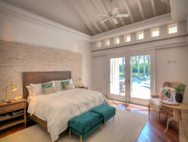 Private 6 Bedroom Cottage Villa