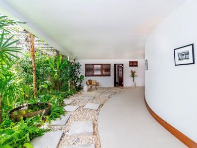 Jamaica Home 942851