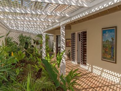 Jamaica Home 942856