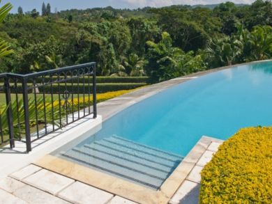 Jamaica Home 942866