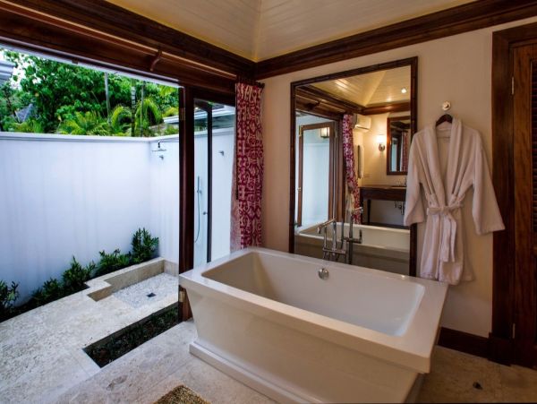 14,000 Square Foot Jamaica Estate Home- Full Private Staff
