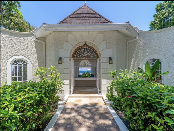 Jamaica Luxury Vacation Residence Call Today
