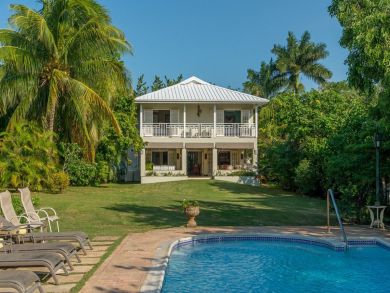 Jamaica Home 942883