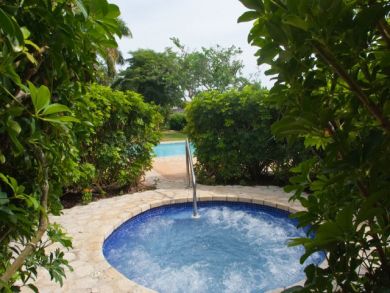 Jamaica Home 942884