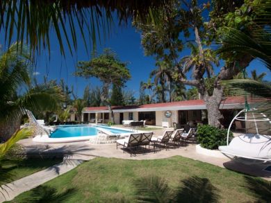 Jamaica Home 942897