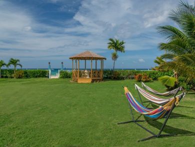 Jamaica Home 942903