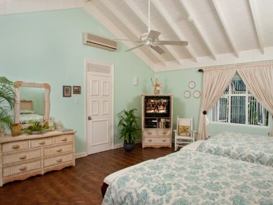 Jamaica Home 942909