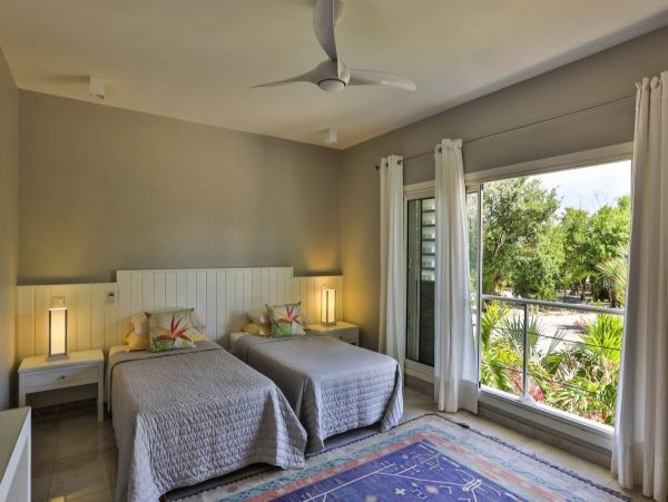 Luxury Beachfront Villa in Saint Martin | Sunset Views