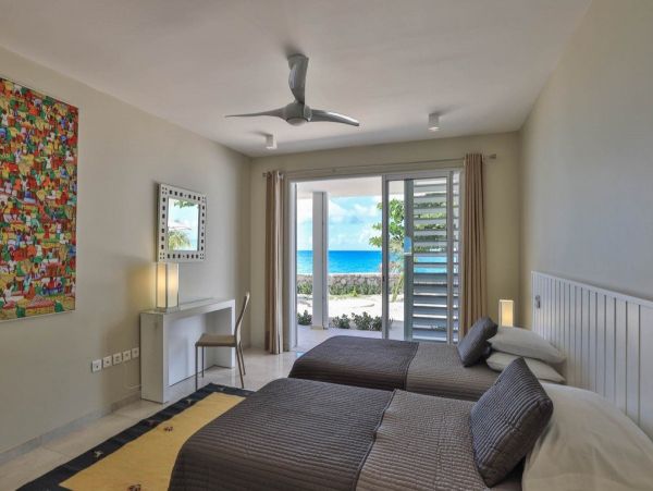 Luxury Beachfront Villa in Saint Martin | Sunset Views