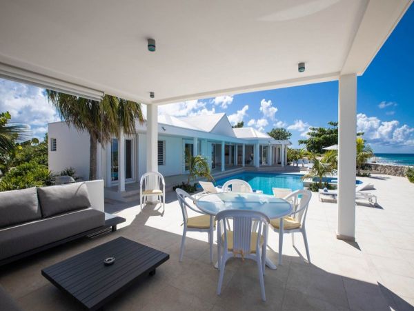 Luxury Beachfront Villa in Saint Martin | Sunset Views