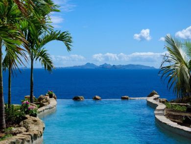 ST. MARTIN 5 BEDROOM 4.5 BATH POOL VILLA