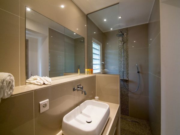 St. Maarten Vacation Pool Villa Five Bedrooms Ocean Views