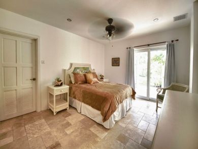 Beautiful Six Bedroom on Trou Rolland Bay