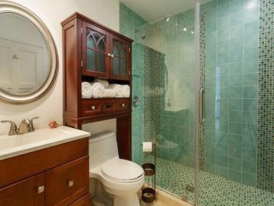 Beautiful Six Bedroom on Trou Rolland Bay