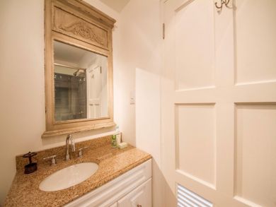 Beautiful Six Bedroom on Trou Rolland Bay