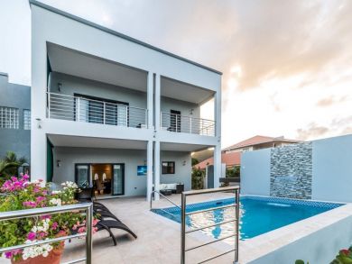 St. Lucia Home 943021