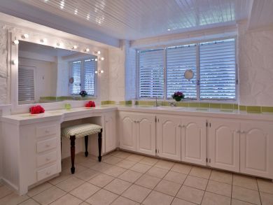 St. Lucia Home 943042 St. Lucia Home 943042