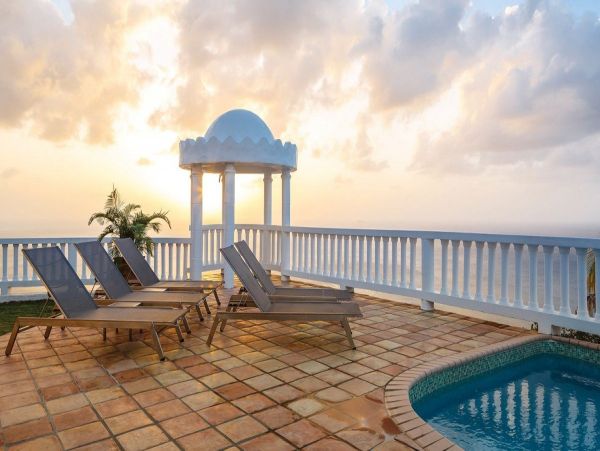 St Lucia Luxury Vacation Villa Short Walk to Beach