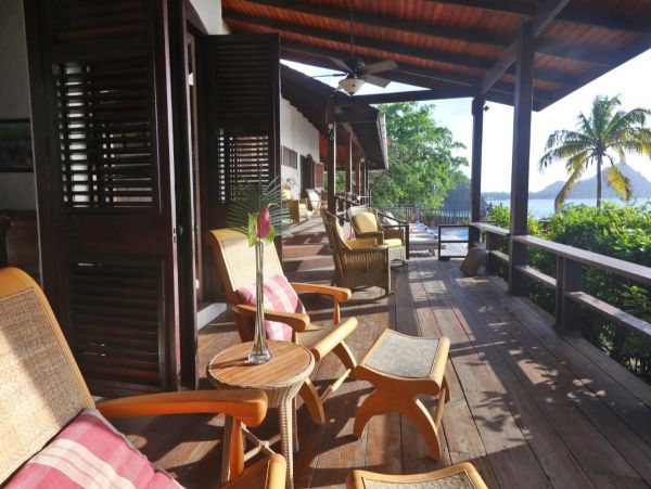 Oceanfront 4 Bedroom Home Sleeps 8 Guests in St. Lucia