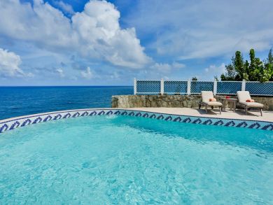 Large 4 Bedroom Ocean View Estate