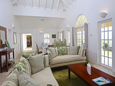 Large 4 Bedroom Ocean View Estate