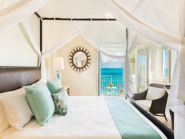 On Beach Turks and Caicos Vacation Home Private Pool