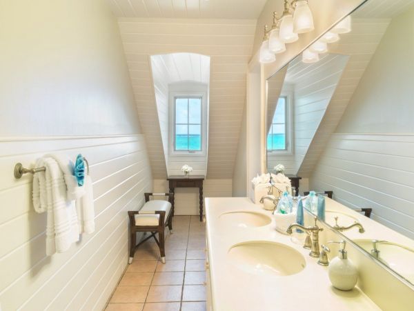 On Beach Turks and Caicos Vacation Home Private Pool