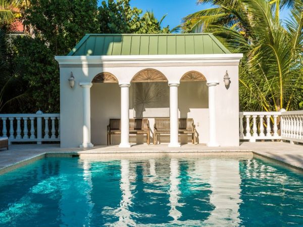 On Beach Turks and Caicos Vacation Home Private Pool