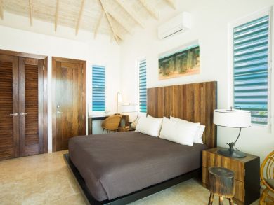 Turks And Caicos Home 943115