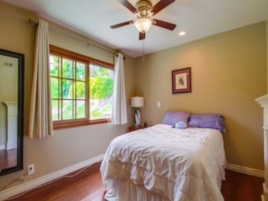 Private 4 Bedroom Family Home with Hot Tub & Huge Back Yard