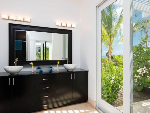 Beach Front Villa in Turks and Caicos