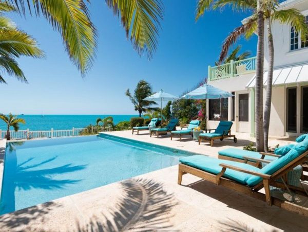 Turks & Caicos Luxury Villa Overlooking Sapodilla Bay